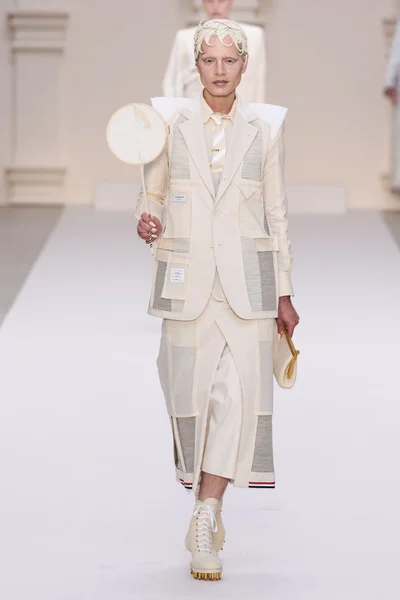 Look 35